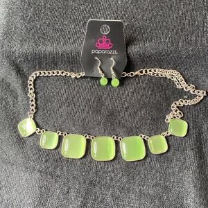 Paparazzi Aura Allure Necklace Set